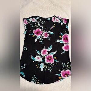 Express Portofino Floral Black Top - Excellent condition